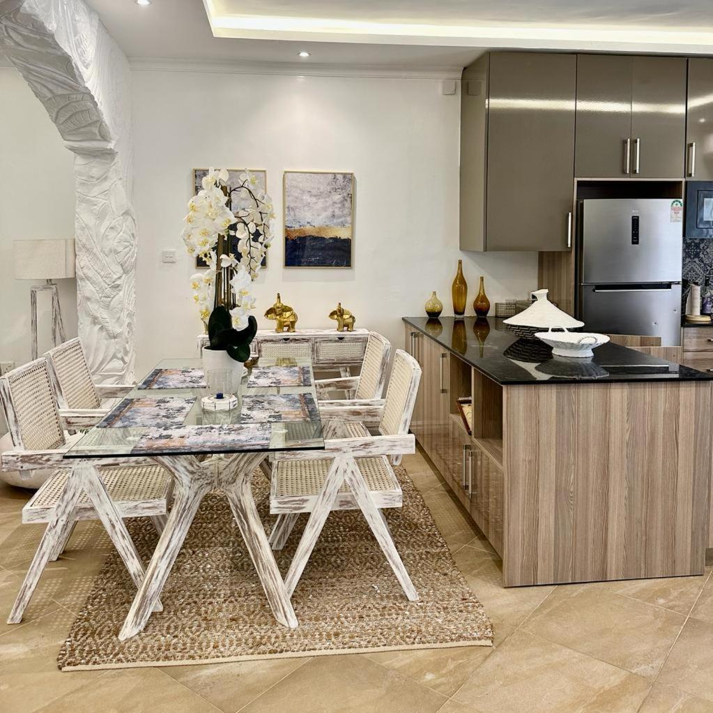 Amani Luxury Apartments Mombasa Exterior photo